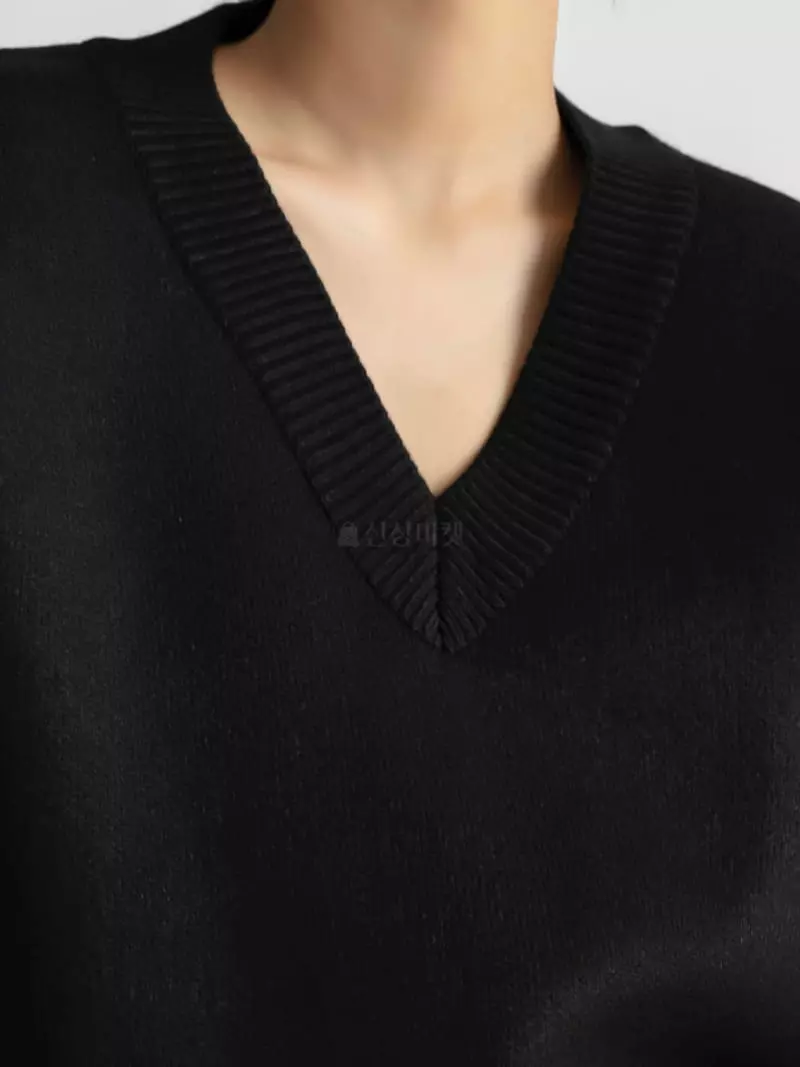 Paper Moon - Korean Women Fashion - #momslook - V Neck Knit Vest - 6
