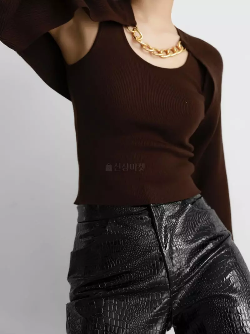 Paper Moon - Korean Women Fashion - #womensfashion - Volume Leather Pants - 4