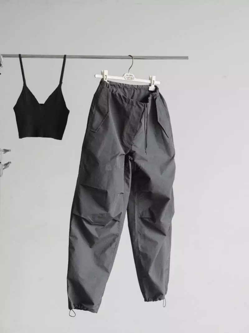 Paper Moon - Korean Women Fashion - #momslook - Draw Stripes Waist Pants - 2