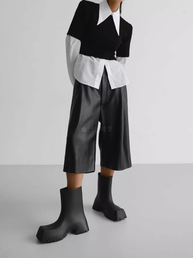 Paper Moon - Korean Women Fashion - #shopsmall - Two Way Leather Shorts