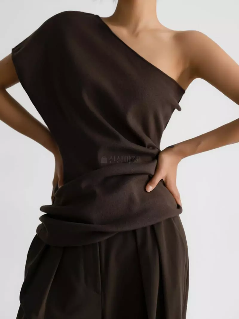 Paper Moon - Korean Women Fashion - #thelittlethings - Sasun Detail Top - 7