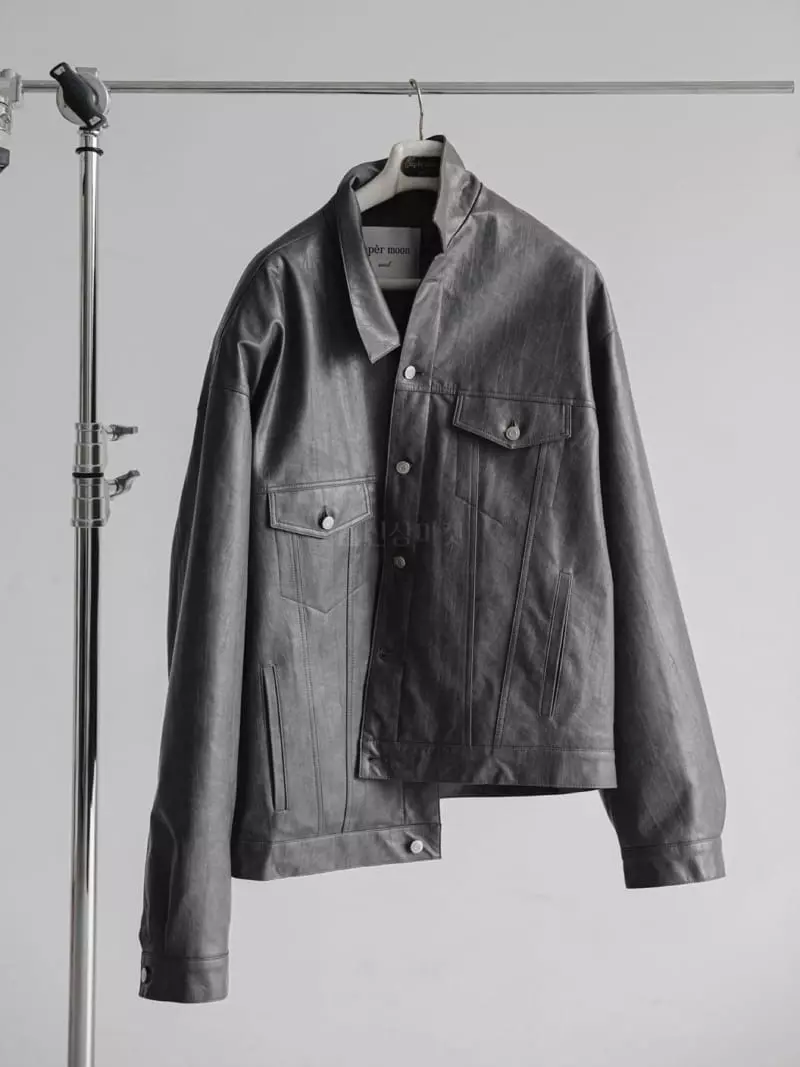 Paper Moon - Korean Women Fashion - #thelittlethings - Oversize Leather Jacket - 2
