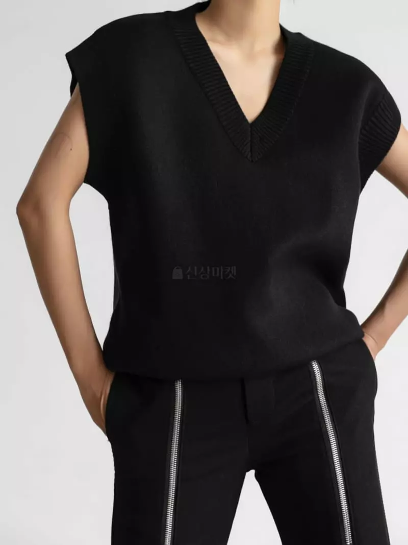 Paper Moon - Korean Women Fashion - #momslook - V Neck Knit Vest - 4