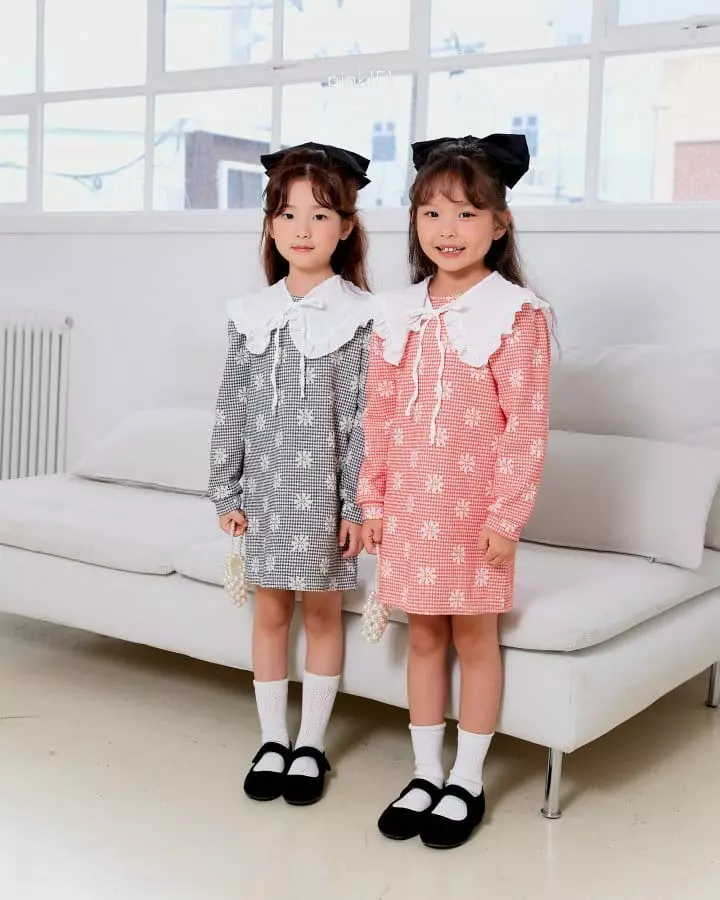 Pink151 - Korean Children Fashion - #prettylittlegirls - Bboglei Frill Cape - 2