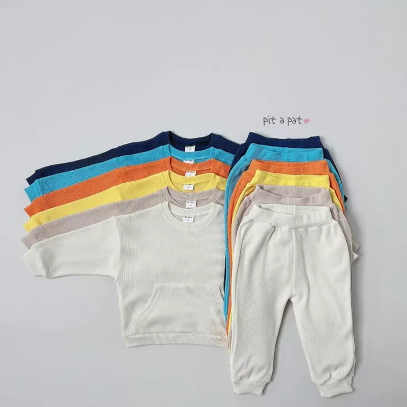 Pitapat - Korean Children Fashion - #childofig - Kangaroo Waffle Top Bottom Set - 4