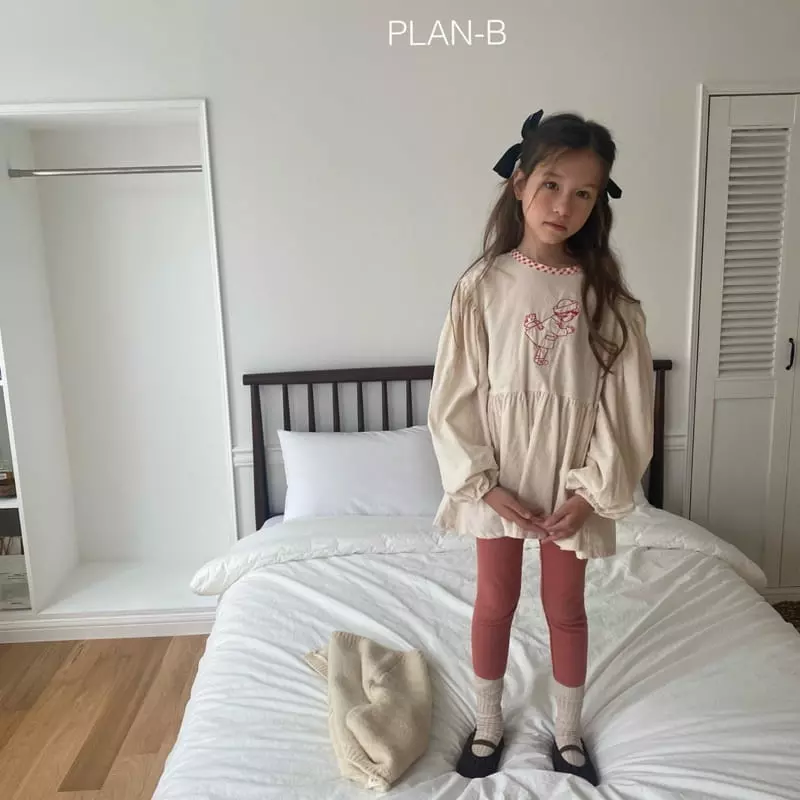 Plan B - Korean Children Fashion - #childofig - Girl Embroidery Blouse