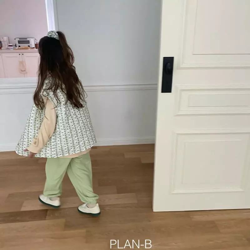 Plan B - Korean Children Fashion - #littlefashionista - Flower Quilting Vest - 9
