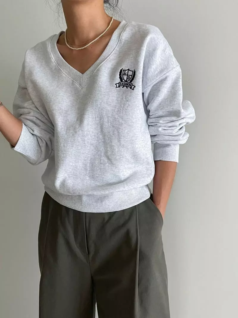 Ripple - Korean Women Fashion - #thatsdarling - Noah Embroidery Sweatshirt - 2