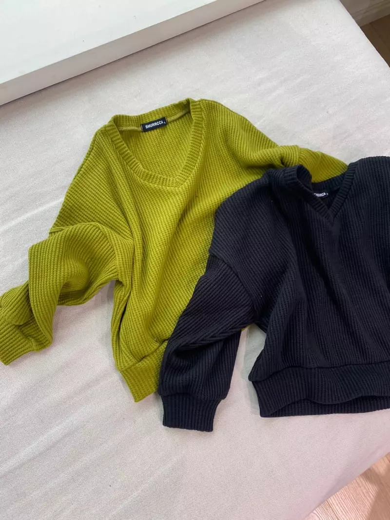 Shurrcca - Korean Children Fashion - #Kfashion4kids - Croiffle Sweatshirt