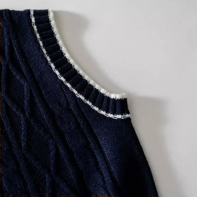 U & I - Korean Children Fashion - #magicofchildhood - V Neck Line Knit Vest - 2