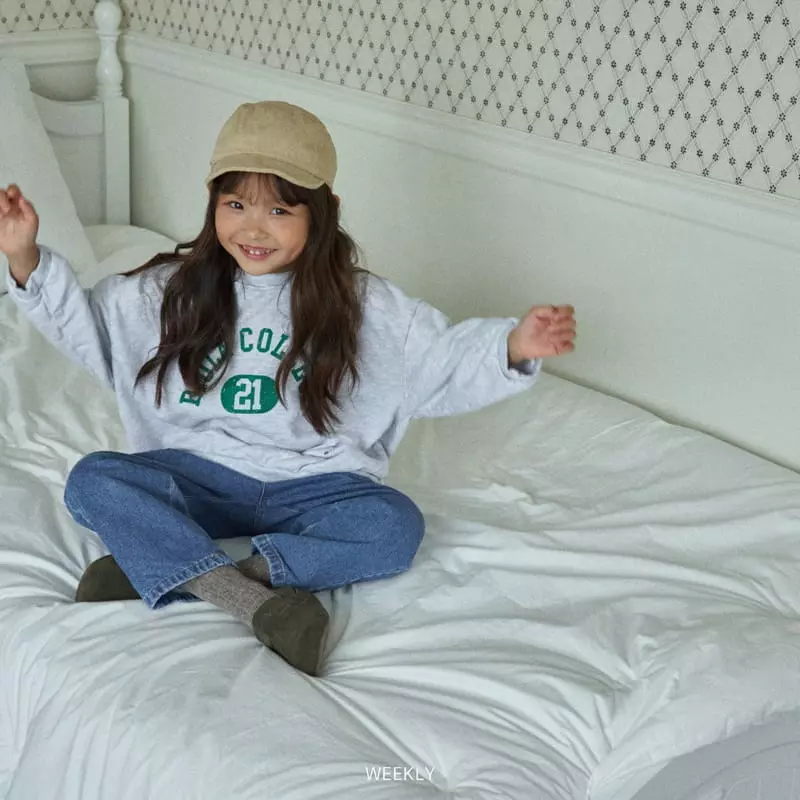 Weekly - Korean Children Fashion - #prettylittlegirls - College Sweatshirt - 8