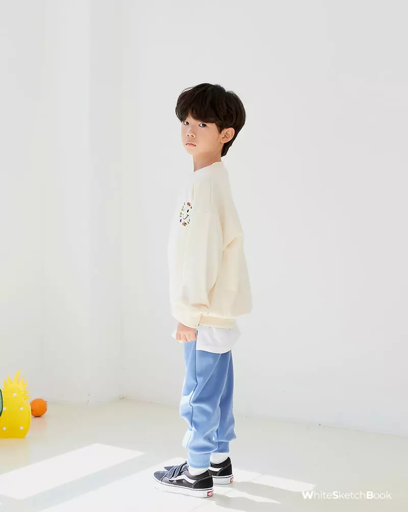 Whitesketchbook - Korean Children Fashion - #fashionkids - Point Smile Sweatshirt - 10