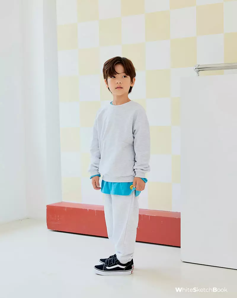 Whitesketchbook - Korean Children Fashion - #Kfashion4kids - Long Sleeves Smile Layered Tee - 4