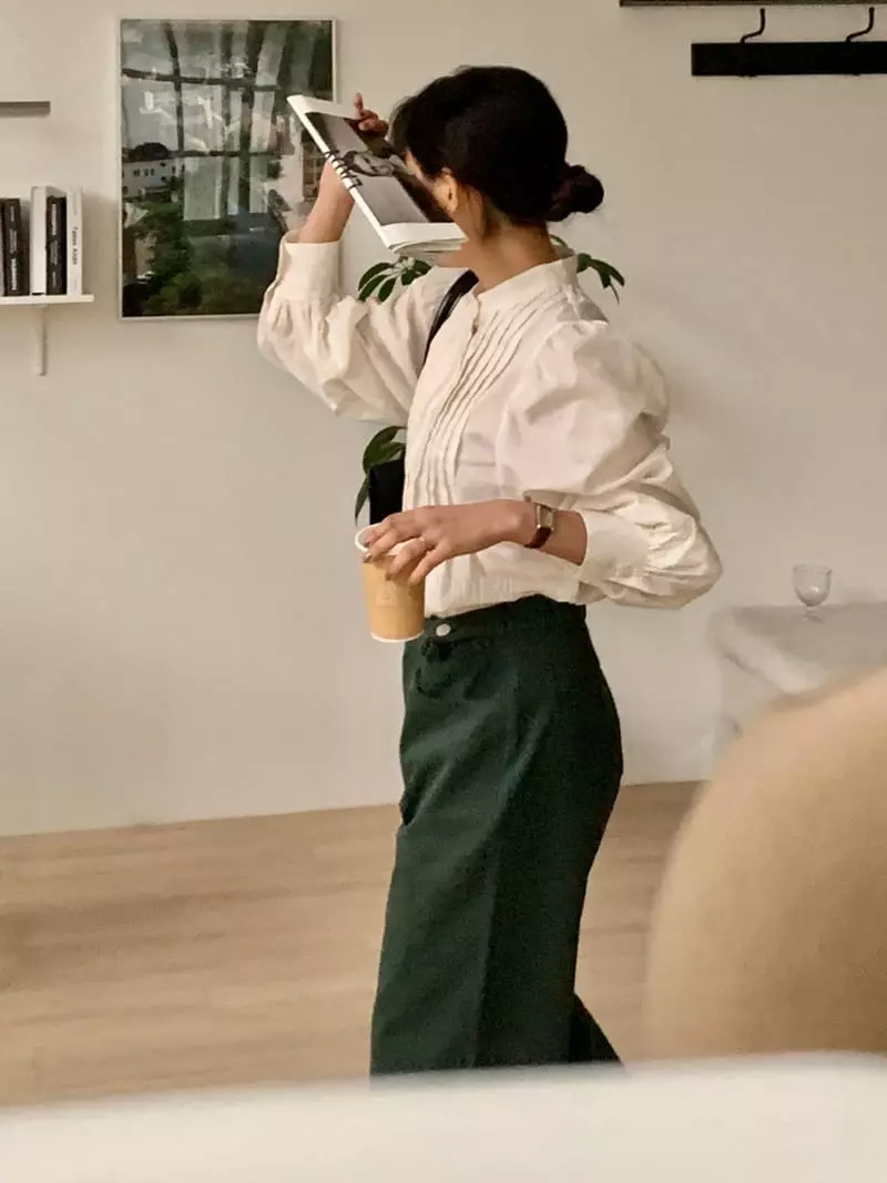 frill - Korean Women Fashion - #romanticstyle - Broonze Wrinkle Blouse - 3