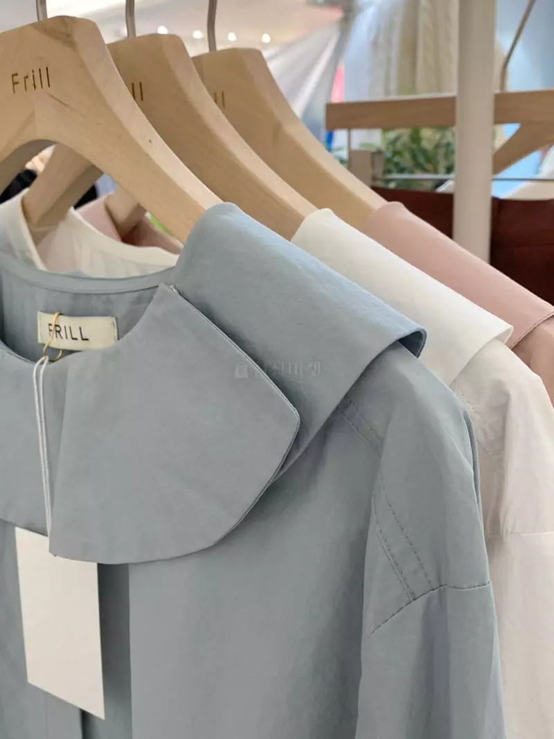 frill - Korean Women Fashion - #momslook - Wave Blouse - 4