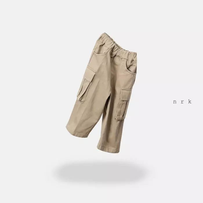 nrk - Korean Children Fashion - #prettylittlegirls - Bread Cargo Pants - 2