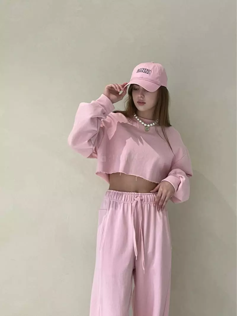 140 Avenue - Korean Women Fashion - #momslook - Deggi Crop Sweatshirt - 7