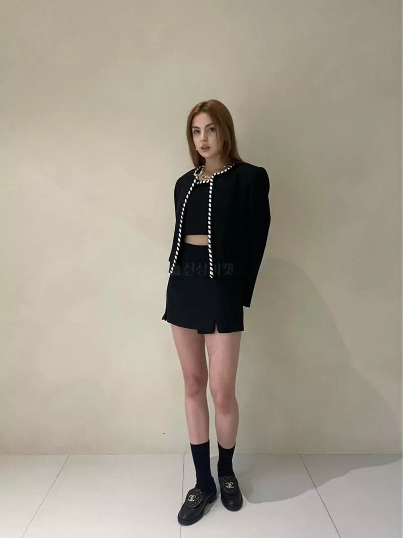 140 Avenue - Korean Women Fashion - #restrostyle - Tape TwidJAckedt - 3