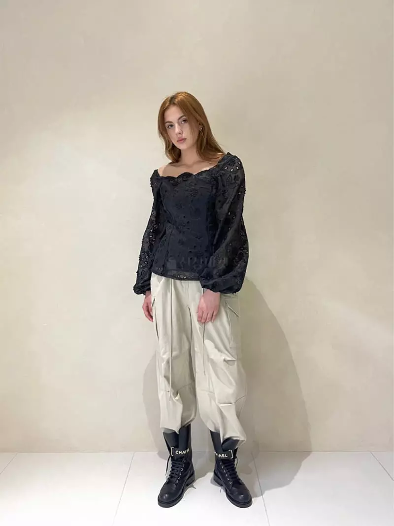 140 Avenue - Korean Women Fashion - #womensfashion - Scrap Puff Blouse - 11
