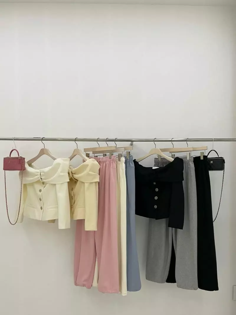 140 Avenue - Korean Women Fashion - #womensfashion - Off Shoulder Jacket - 12