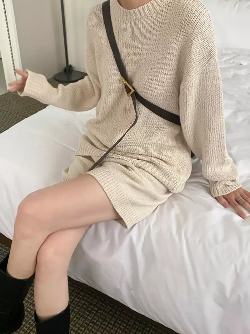 3.Another - Korean Women Fashion - #momslook - R Knit Tee