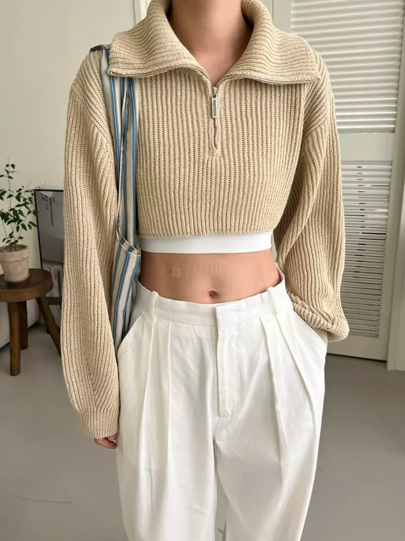 3.Another - Korean Women Fashion - #thelittlethings - Crop Zip-up Knit Tee