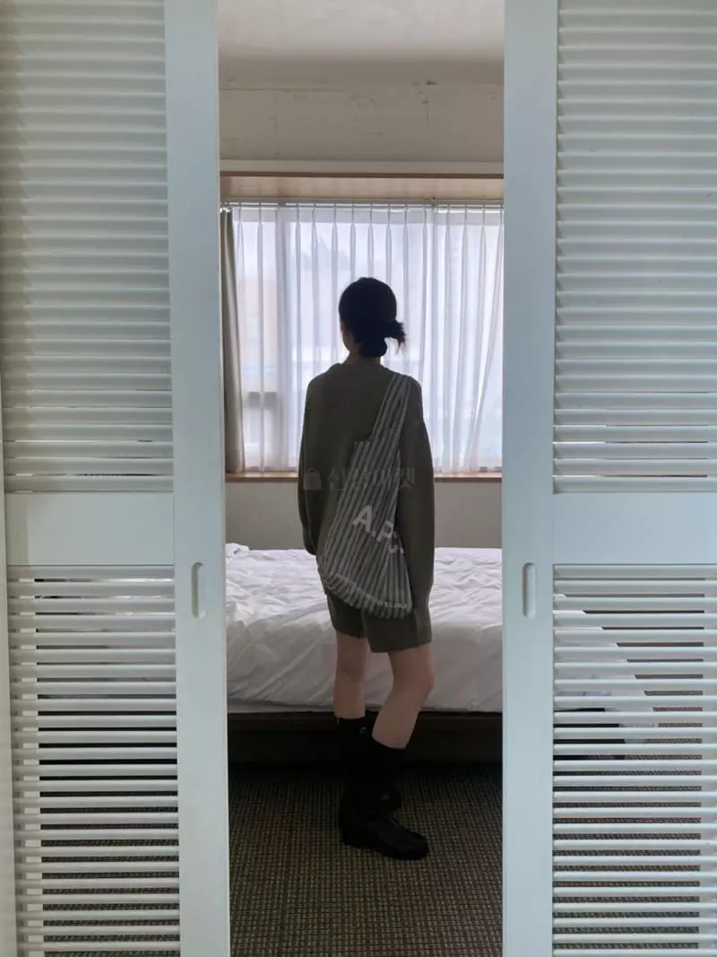 3.Another - Korean Women Fashion - #womensfashion - Knit Shorts - 8