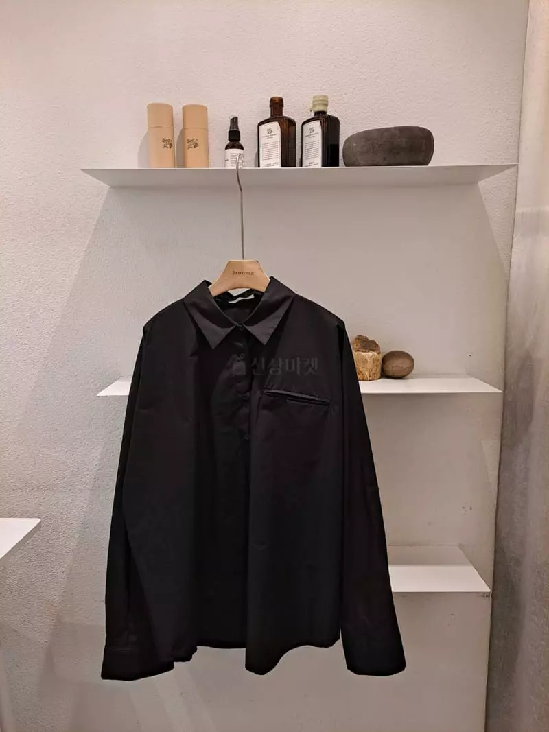 3Rooms - Korean Women Fashion - #momslook - Lips Pocket Shirt - 9