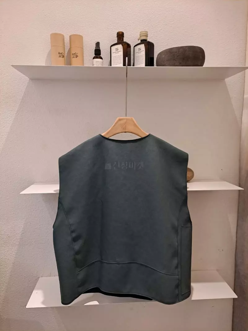 3Rooms - Korean Women Fashion - #womensfashion - Autumm Vest - 5