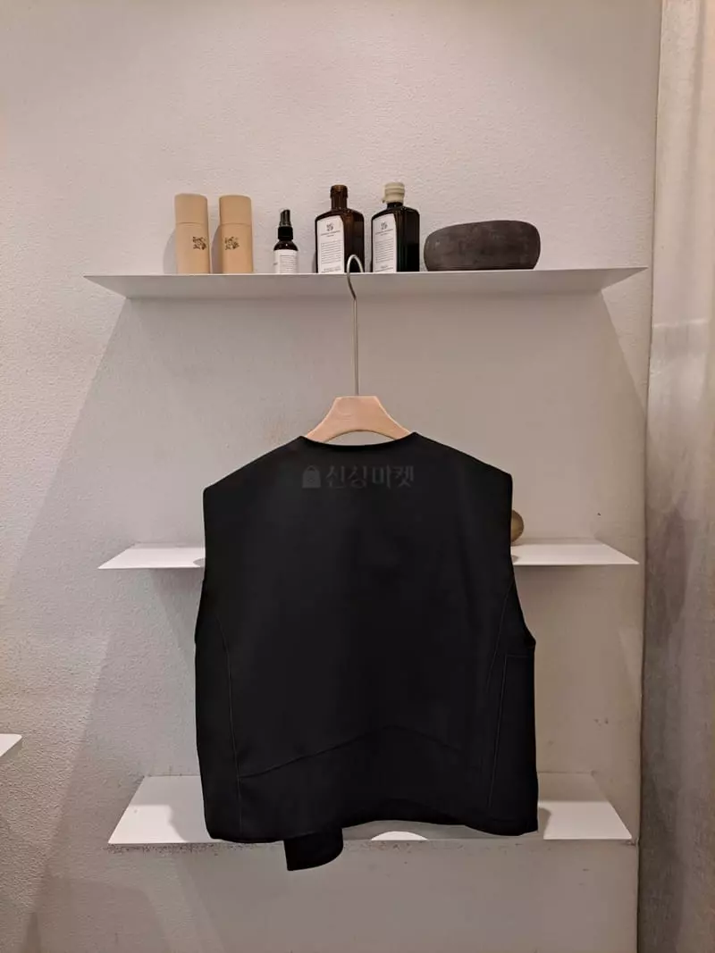3Rooms - Korean Women Fashion - #womensfashion - Autumm Vest - 7