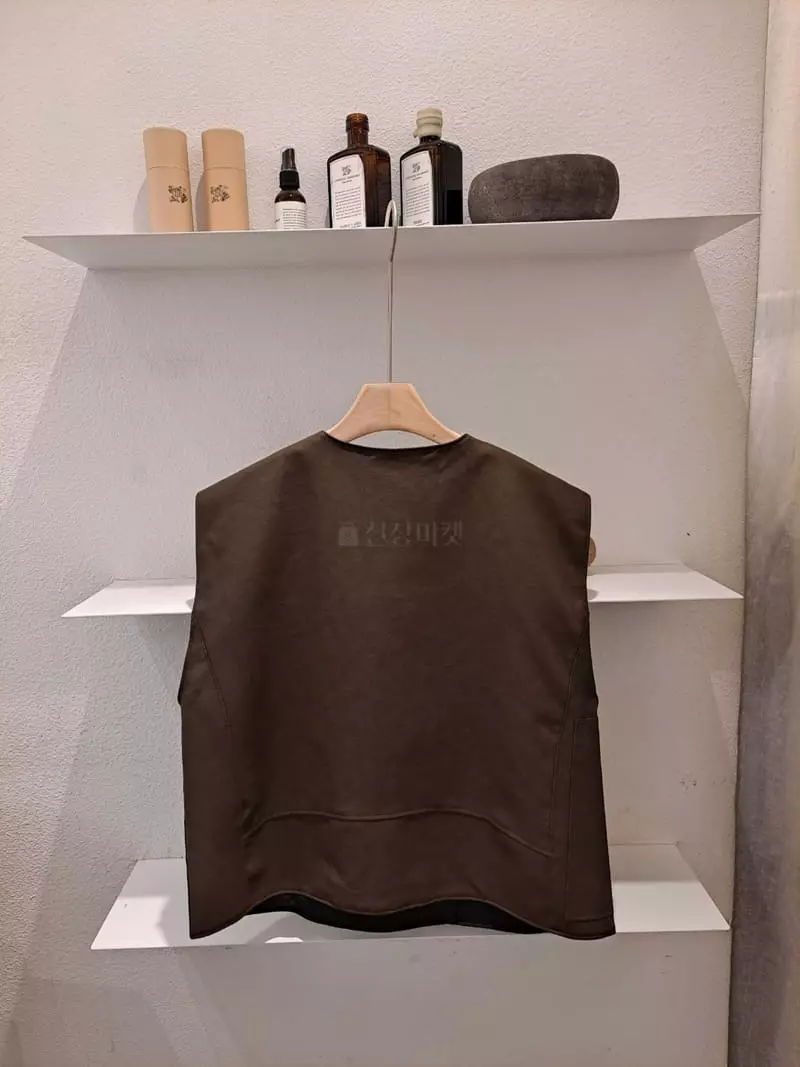 3Rooms - Korean Women Fashion - #womensfashion - Autumm Vest - 9