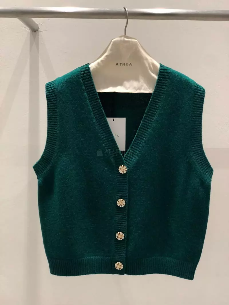 A The A - Korean Women Fashion - #thelittlethings - Flower Vest - 9