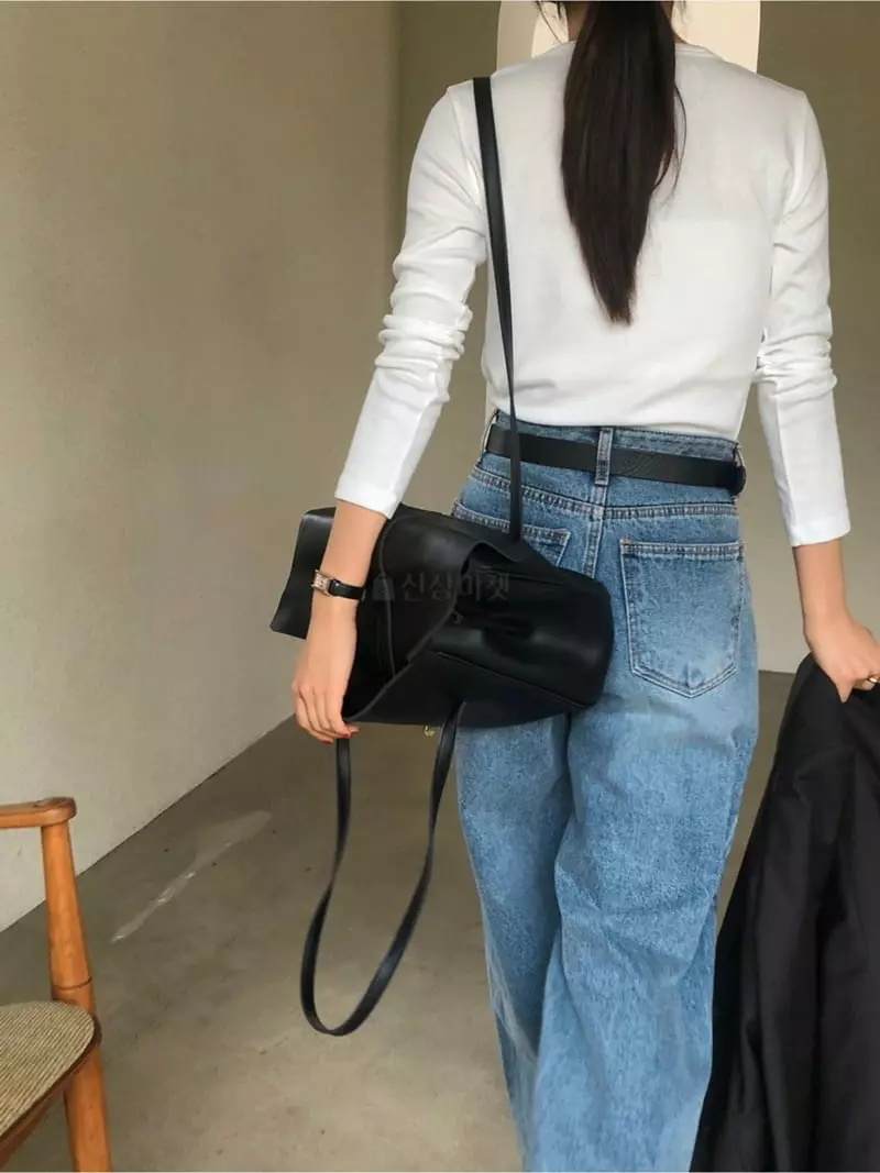 A Want - Korean Women Fashion - #momslook - Basic Tee