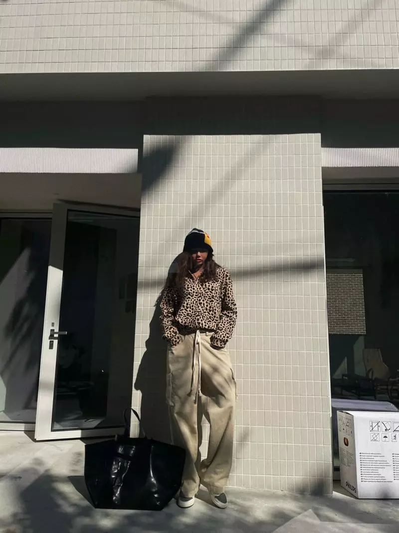 Abbeylee - Korean Women Fashion - #momslook - Minimal Cargo Pants