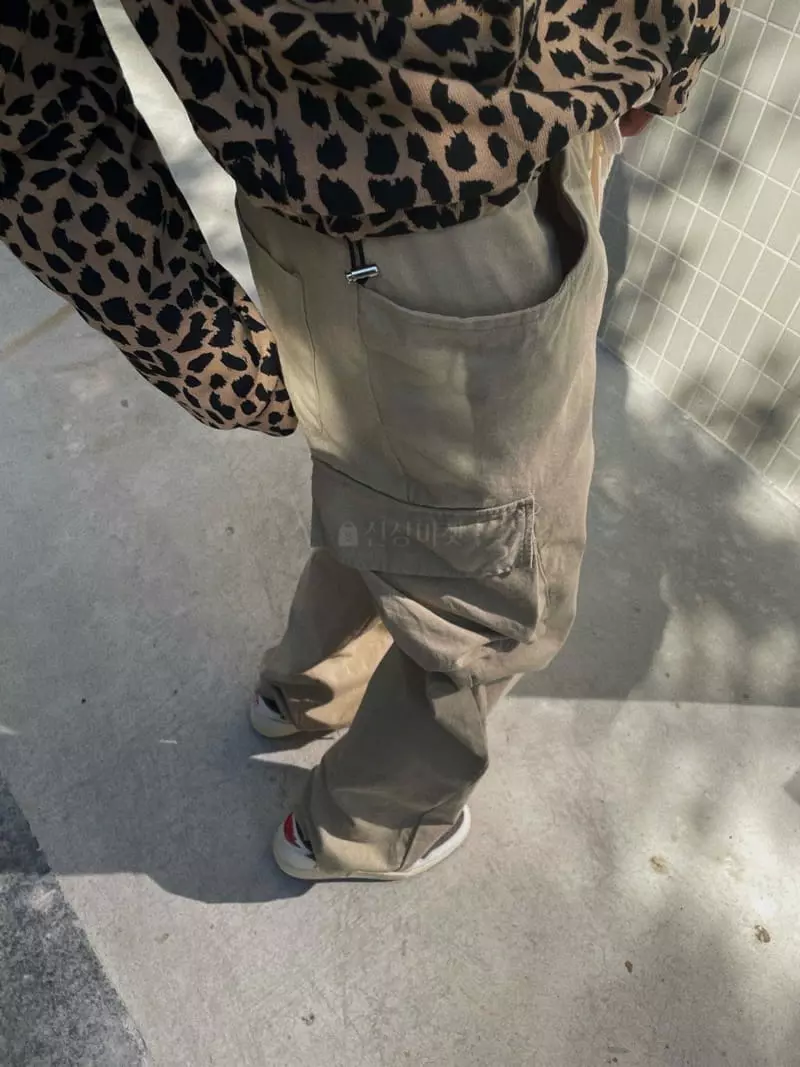 Abbeylee - Korean Women Fashion - #momslook - Minimal Cargo Pants - 5