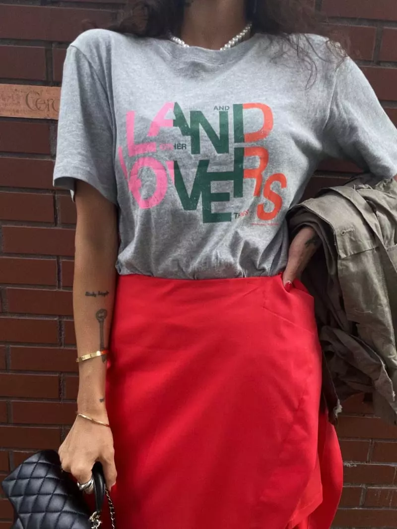 Abbeylee - Korean Women Fashion - #momslook - Land Tee - 11