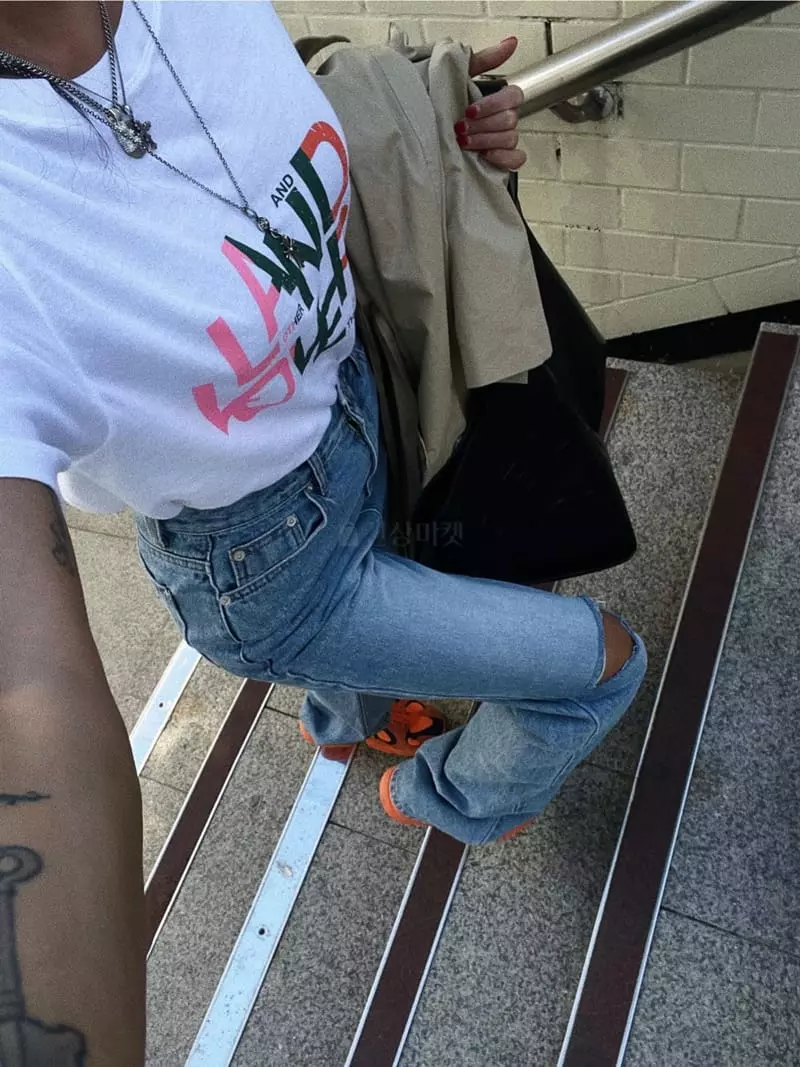 Abbeylee - Korean Women Fashion - #momslook - Land Tee - 3