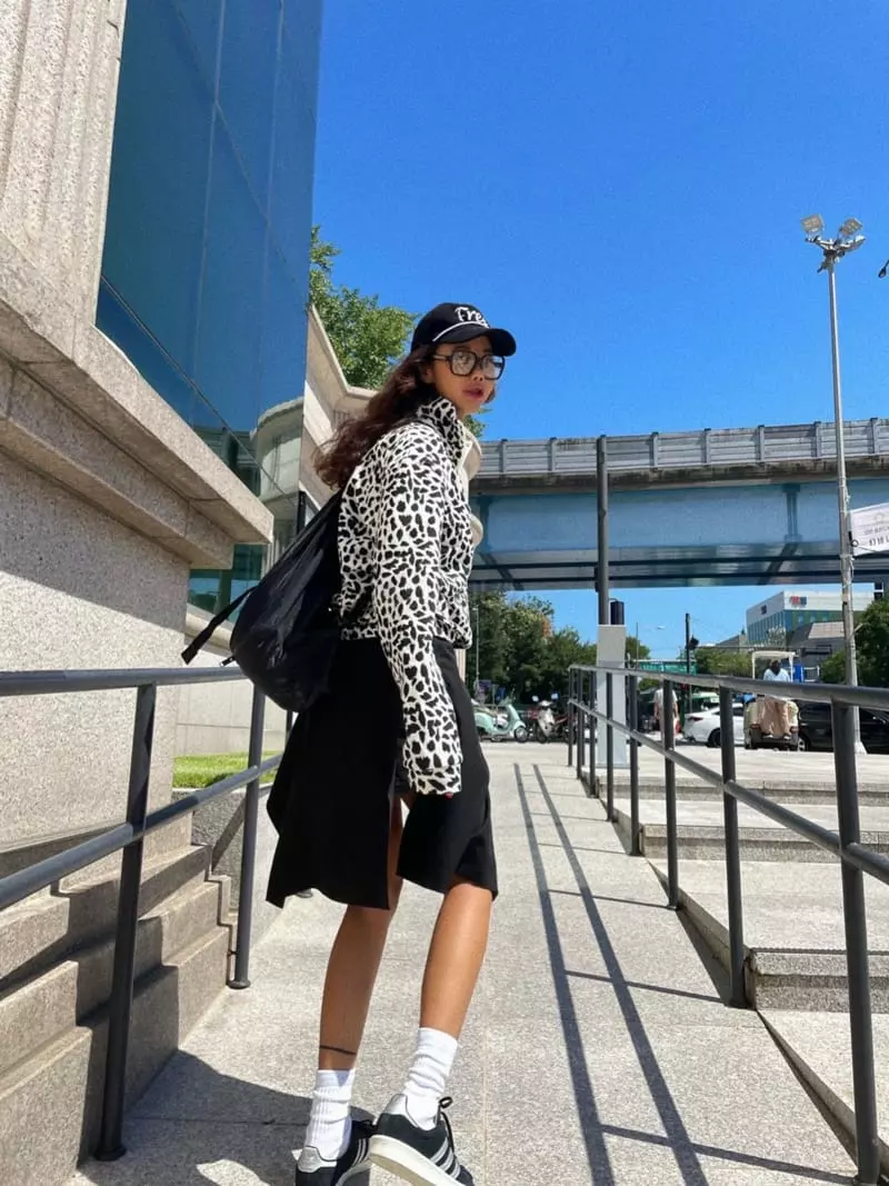 Abbeylee - Korean Women Fashion - #pursuepretty - Leopard Anorak - 11