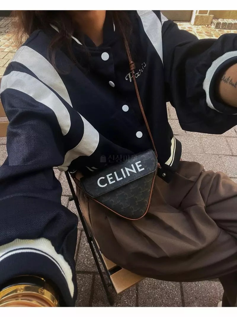 Abbeylee - Korean Women Fashion - #romanticstyle - Crop Basiti Jacket - 8