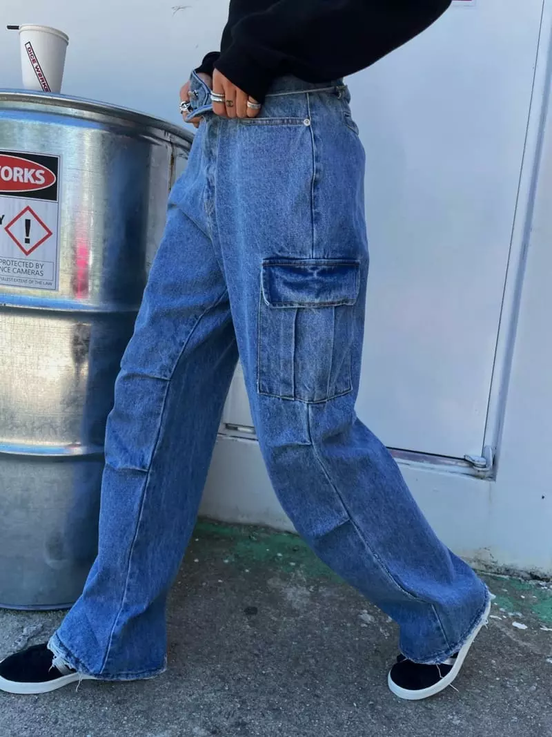 Abbeylee - Korean Women Fashion - #shopsmall - Kick Jeans - 11