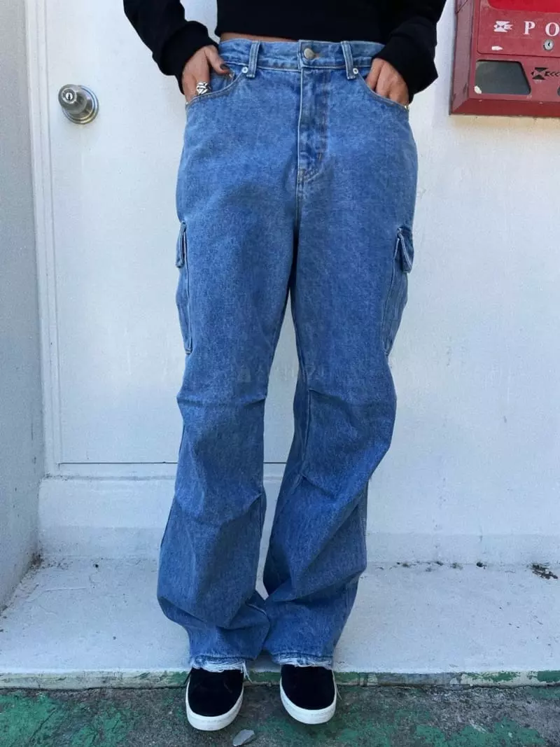 Abbeylee - Korean Women Fashion - #vintageinspired - Kick Jeans - 6