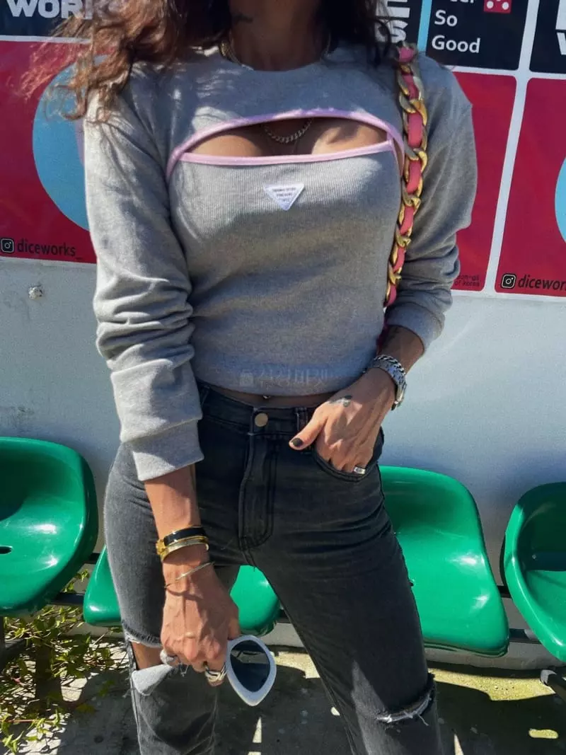 Abbeylee - Korean Women Fashion - #vintageinspired - Crop Set Sweatshirt - 5