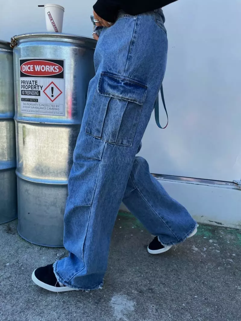 Abbeylee - Korean Women Fashion - #womensfashion - Kick Jeans