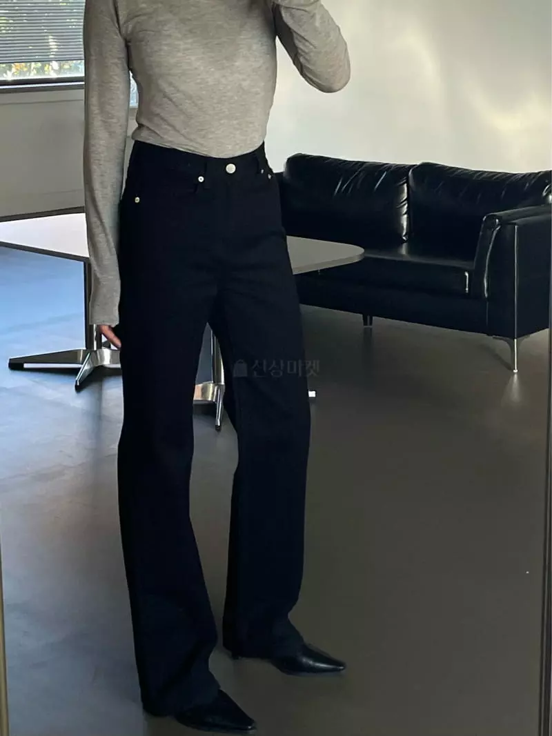 Acme - Korean Women Fashion - #thelittlethings - P Corn Black Striaght Pants - 4