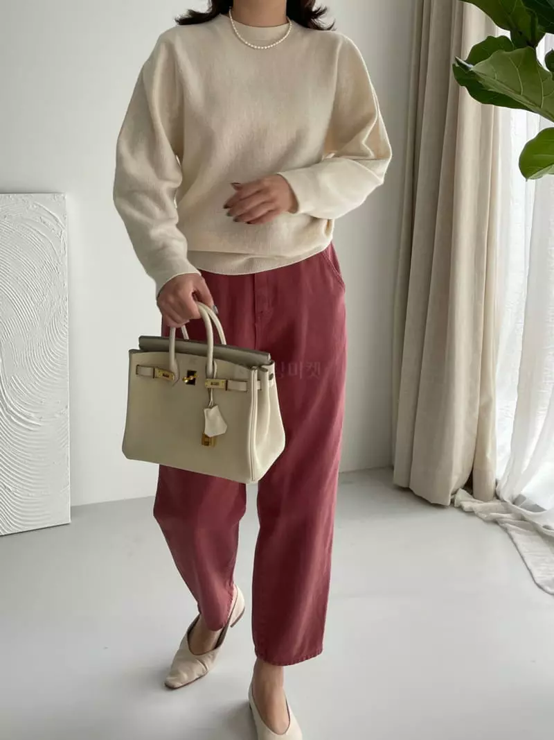 After Glow - Korean Women Fashion - #momslook - Whole Gament Round Knit Tee - 8