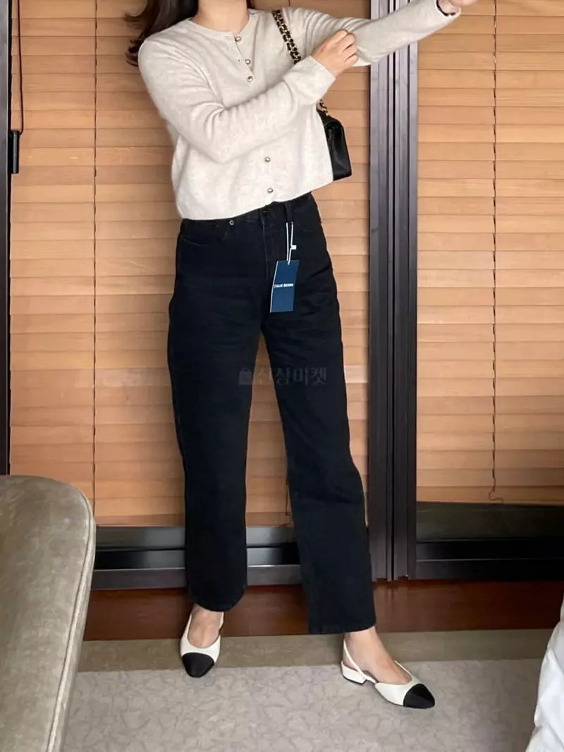 After Glow - Korean Women Fashion - #momslook - Bean Button Cardigan - 10