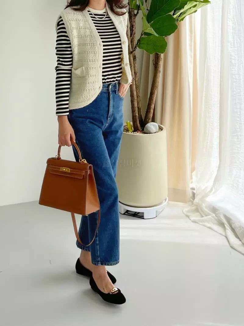 After Glow - Korean Women Fashion - #womensfashion - U A Stripes Tee - 4