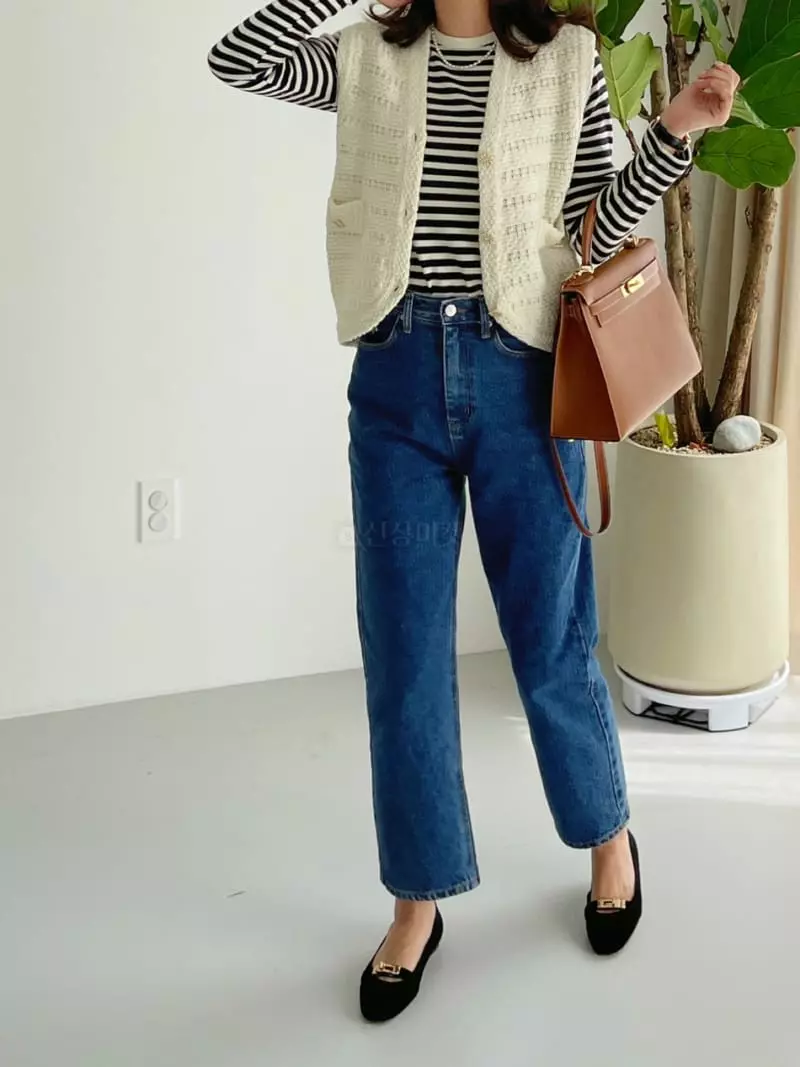 After Glow - Korean Women Fashion - #momslook - U A Stripes Tee - 5