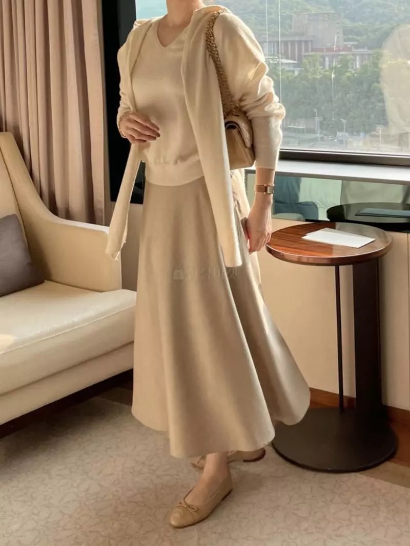 After Glow - Korean Women Fashion - #momslook - Dear Whole Skirt - 9