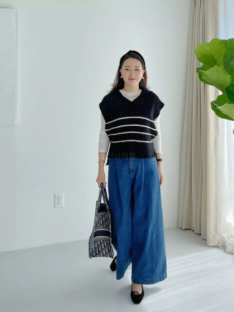 After Glow - Korean Women Fashion - #thelittlethings - Marine Bookle Vest - 9